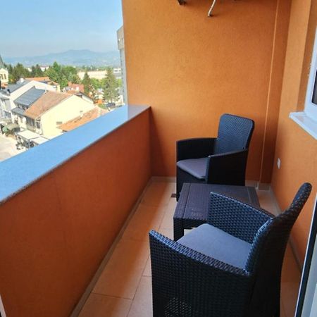 Brand New Two Bedroom And One Living Room Apartment In A Great Location! Sarajevo Luaran gambar